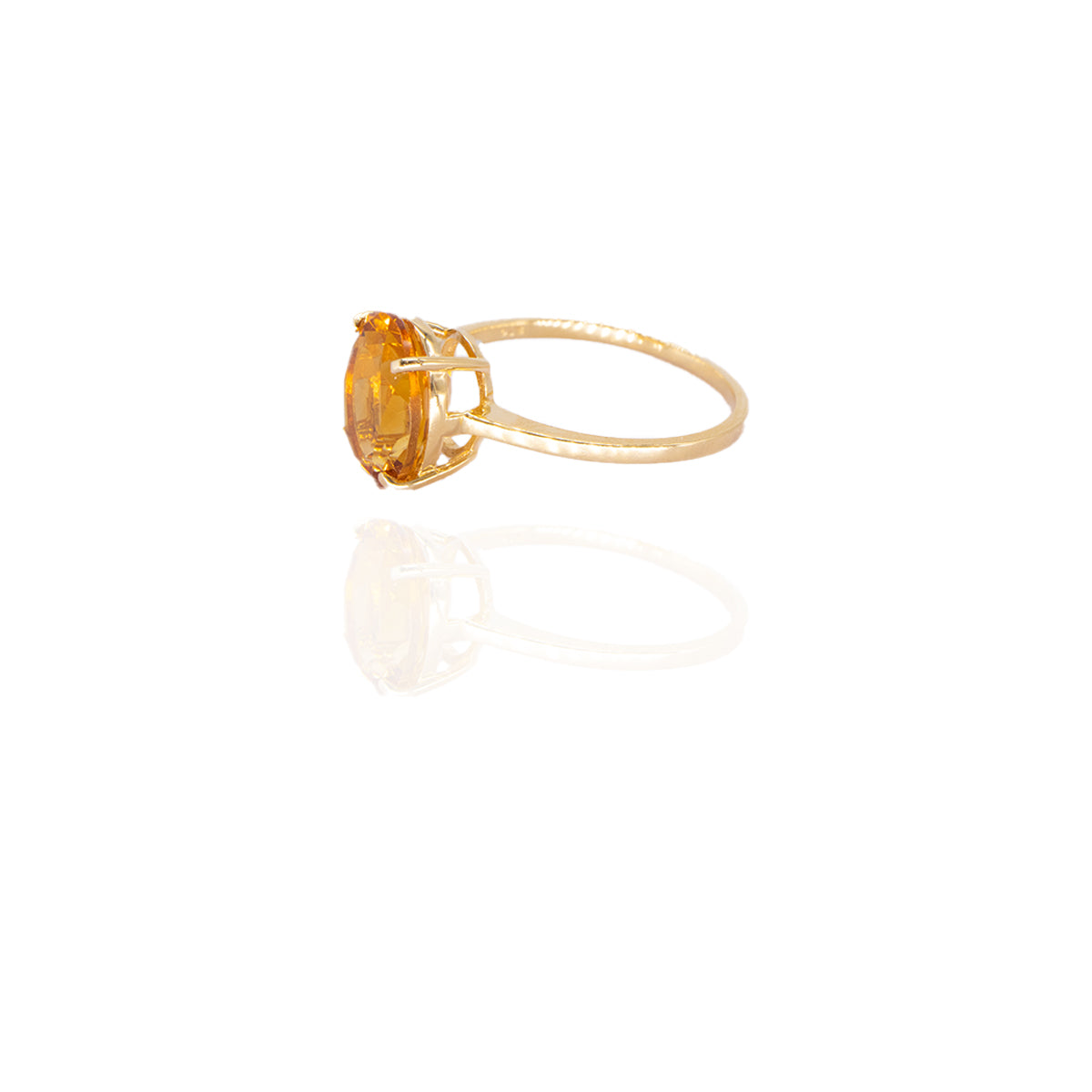 Citrine ring- Single stone Yellow Gold